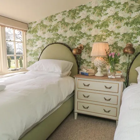 Holiday home Holly